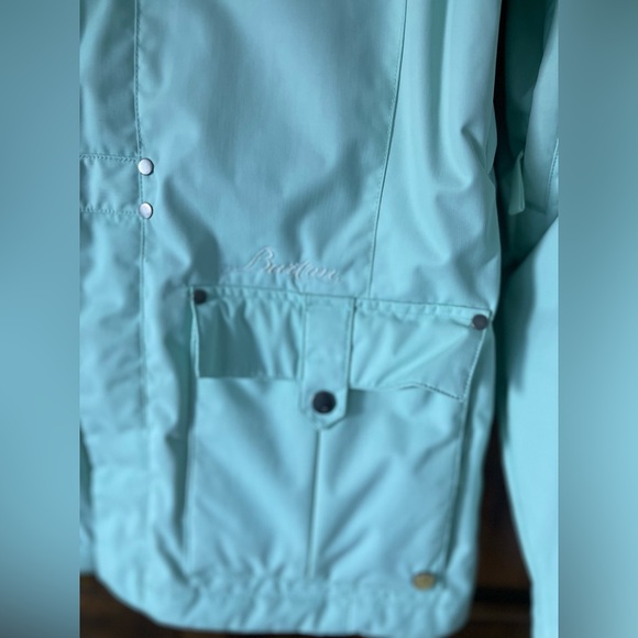 NEW BURTON Chopper Jacket Woman’s Snowboarding Ski Jacket Hand warming Pockets - Picture 10 of 11